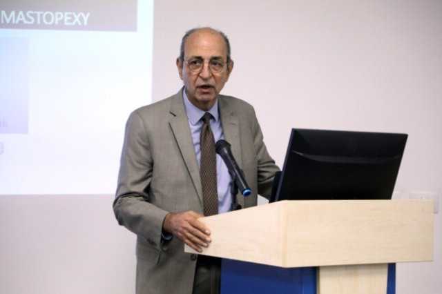 الصحة: خبير مصري عالمي في جراحات أورام الثدي لتدريب الأطباء بمستشفى العاصمة الجديدة