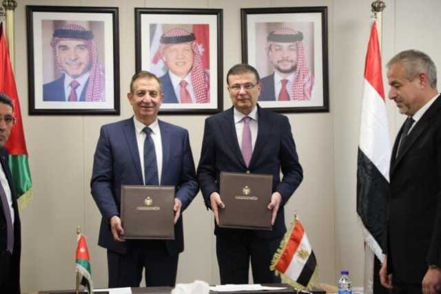 وزير الزراعة يبحث مع نظيره الأردني تعزيز التعاون المشترك وتشجيع الاستثمار الزراعي