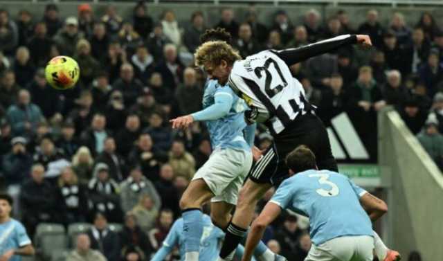 نيوكاسل يونايتد ينتزع فوزًا مثيرًا أمام مانشستر سيتي في الدوري الإنجليزي