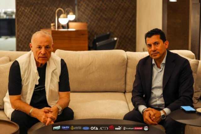 أشرف صبحي وأبو ريدة يجتمعان بحسام حسن لمتابعة استعدادات منتخب مصر لمعسكر الإمارات