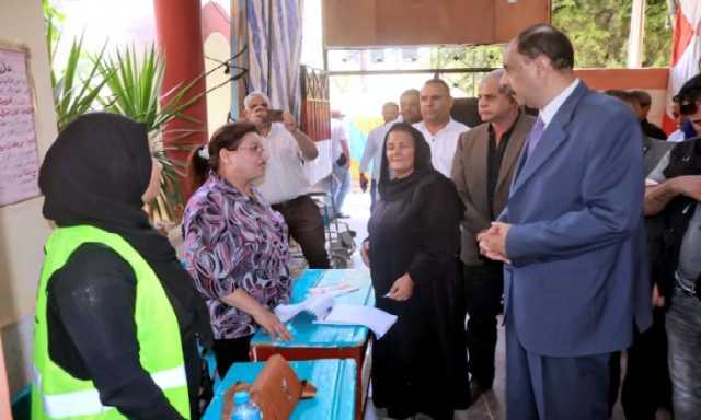 محافظ سوهاج يتفقد لجان انتخابات النواب في عددٍ من المراكز