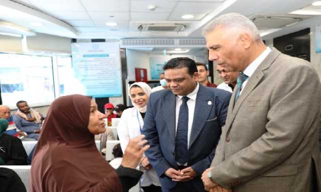 محافظ أسوان يتفقد أقسام مستشفى الرمد ويؤكد على رفع كفاءة الرعاية الصحية