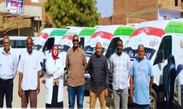 صحة أسوان.. إجراء الكشف الطبى لـ 1181 مواطنًا فى قافلة مجانية بقرية الدكة