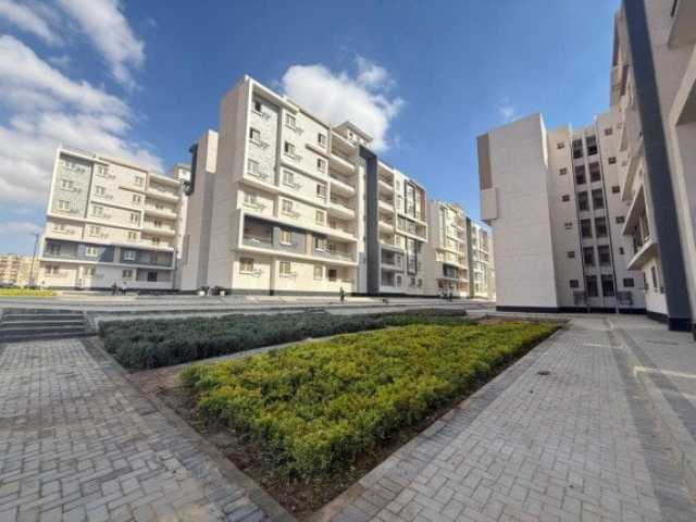 وزير الإسكان يُتابع تسليم وحدات «سكن لكل المصريين» بمدينة حدائق العاصمة