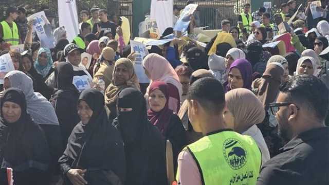 بالهتافات والأغاني.. مسيرة حاشدة في مرسى علم تأييدًا للمشاركة في انتخابات النواب