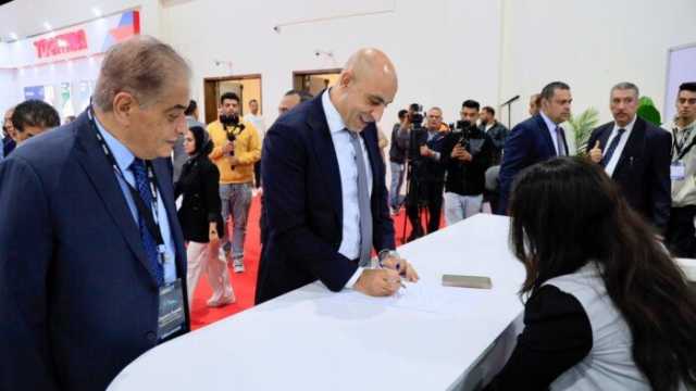 وزير التعليم يتفقد جناح «مدرستنا» في معرض Cairo ICT ويشيد بحلول التعليم الرقمي