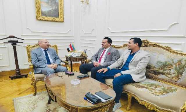 نقابة الصحفيين ومحافظة القاهرة.. اتفاق على إنشاء 'مكتب خدمات' وتيسير عمل الزملاء