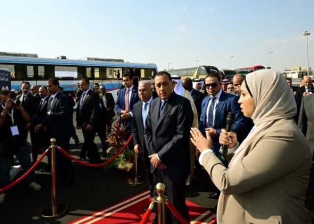 رئيس الوزراء يشهد اصطفافاً لوسائل نقل مختلفة صنعت في مصر - صور