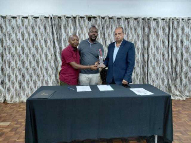 تكريم هيثم الهواري في مهرجان كينيا الدولي للمسرح