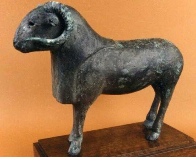 مصر تستعيد 36 قطعة أثرية من الولايات المتحدة الأمريكية