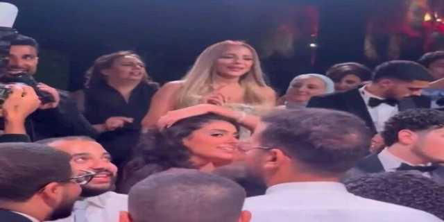 بحضور نجوم الفن ريم مصطفى تتصدر الترند بحفل زفاف نجلها