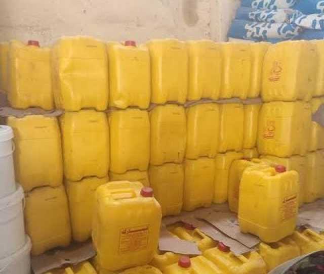 تموين القليوبية يضبط مواد غذائية مجهولة المصدر بشبرا الخيمة