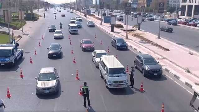 اعرف طريقك.. انتظام حركة السيارات على أغلب شوارع وميادين القاهرة والجيزة