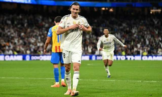 كاريراس يعبر عن سعادته بتسجيله أول أهدافه مع ريال مدريد في مرمى فالنسيا
