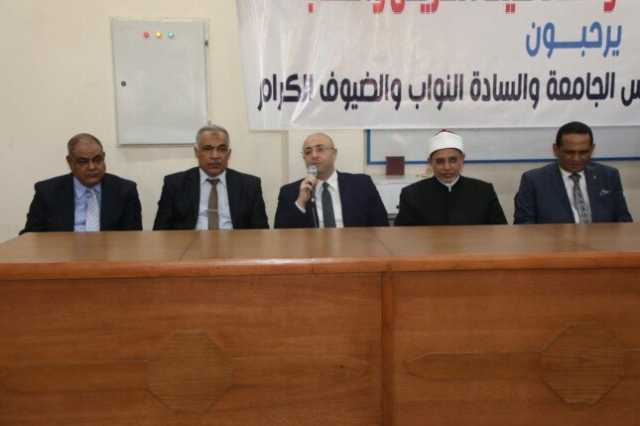 محافظ بني سويف لطلاب كلية الدراسات الإسلامية: الشباب هم طاقة البناء في الجمهورية الجديدة