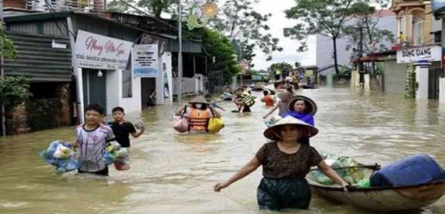 ارتفاع حصيلة ضحايا الفيضانات في فيتنام إلى 55 شخصا