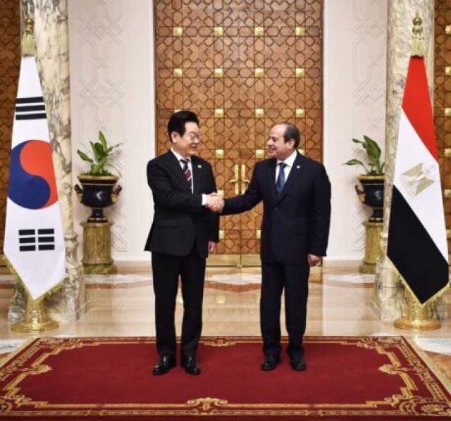 رئيس كوريا يستعرض موقف بلاده بشأن تطورات شبه الجزيرة الكورية وشرق آسيا