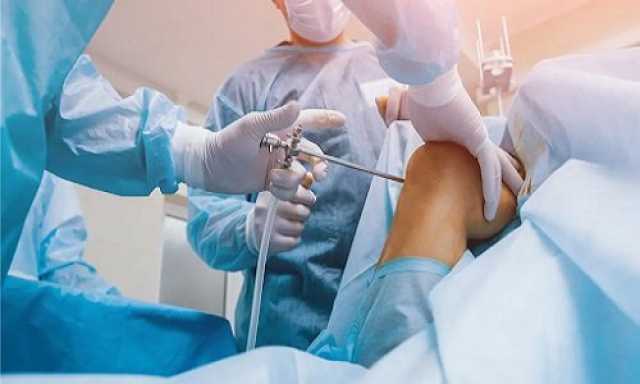 تقنية المنظار الجراحي.. كيف غيّرت مفهوم جراحات الركبة؟