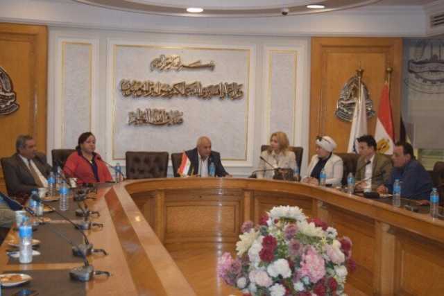 تعاون جديد بين غرفة القاهرة والطب البيطري وسلامة الغذاء لتطوير قطاع الدواجن