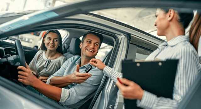 قبل اجتماع المركزي.. أسعار الفائدة على قروض السيارات في بنك مصر والبنك الأهلي