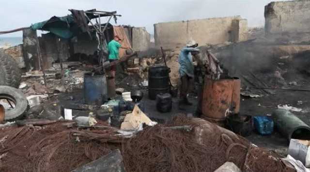 إنتاج السولار من البلاستيك.. «القاهرة الإخبارية» ترصد محاولات سكان غزة استخراج الوقود