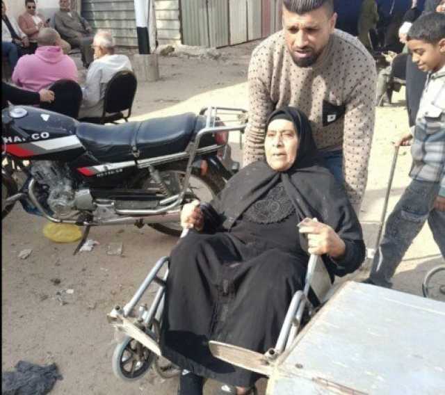 سيدة على كرسي متحرك تتصدر المشهد.. استمرار توافد الناخبين للإدلاء بأصواتهم بلجان كفر الشيخ