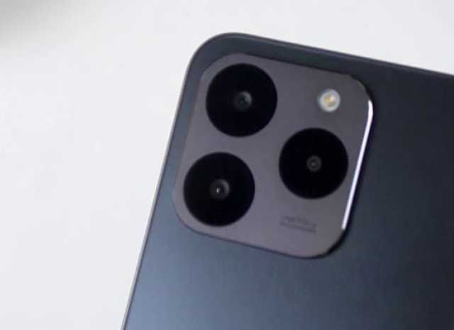 وزن خفيف ومقاومة عالية للمياه والأتربة.. مواصفات وأسعار هاتف Realme 15T 5G