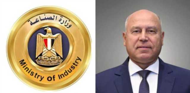 «الصناعة» تنفي وجود أي حساب رسمي للفريق كامل الوزير على مواقع التواصل