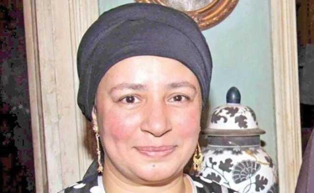 «لا علاقة بالمرض».. أشرف زكي يكشف سبب غياب عبلة كامل عن الساحة الفنية