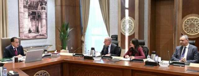 أحمد السويدي: السياحة والصناعة والطاقة أكثر القطاعات جذبًا للاستثمارات