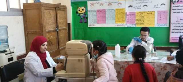 ضمن مبادرة 'قلوب أطفالنا'.. جامعة بنها تفحص 155 طفلاً وتوفر نظارات وعلاجاً مجانياً