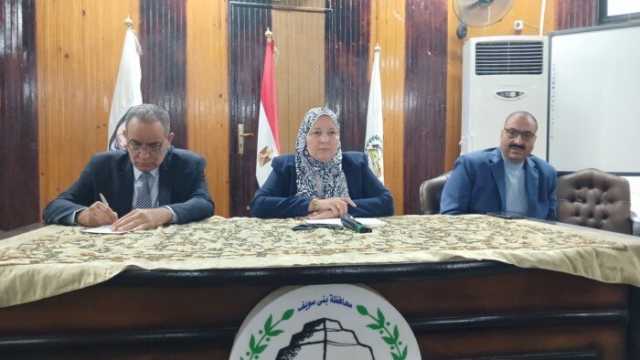 مدير تعليم بني سويف تبحث استعدادات امتحانات نصف العام لسنوات النقل والشهادة الإعدادية