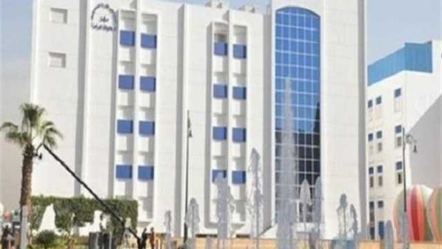 مجمع الجلاء الطبي للقوات المسلحة يستضيف خبيرًا عالميًا في جراحات الحنجرة