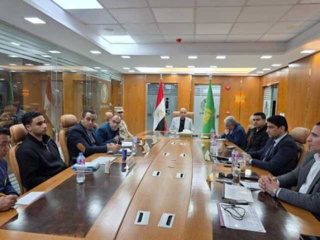 محافظ المنيا يتابع غلق اللجان خلال اليوم الأول لانتخابات مجلس النواب بالدوائر الخمس الملغاة