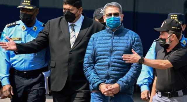 هندوراس تطلب من الإنتربول توقيف رئيسها السابق