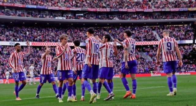 أتلتيكو مدريد يعبر فالنسيا بصعوبة في الدوري الإسباني
