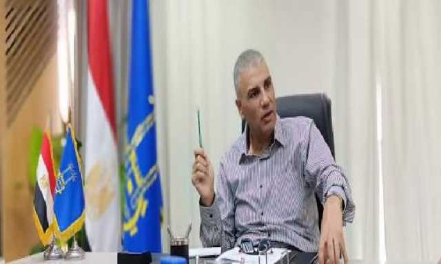 محافظ أسوان يعتمد حركة تغييرات محدودة لتعزيز كفاءة المنظومة المحلية