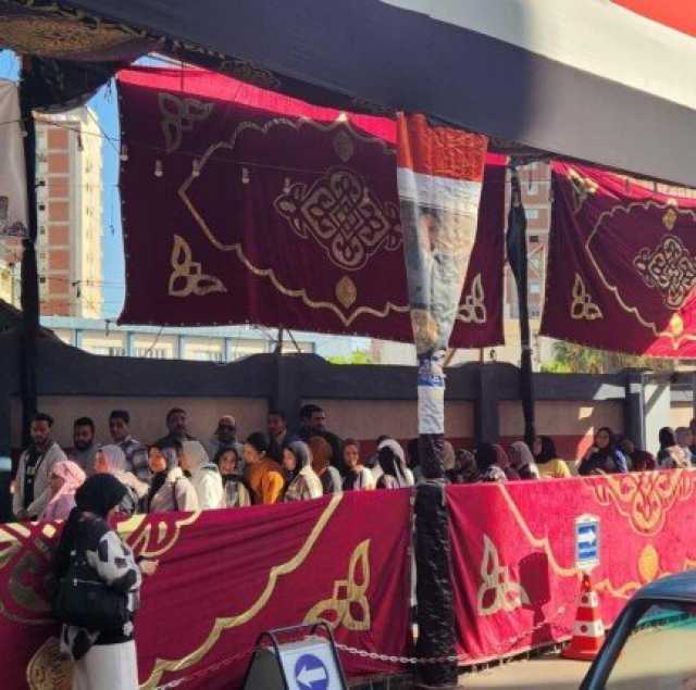 انتشار أمني بمحيط اللجان الانتخابية قبل بدء التصويت في الدوائر الـ30 الملغاة من انتخابات النواب