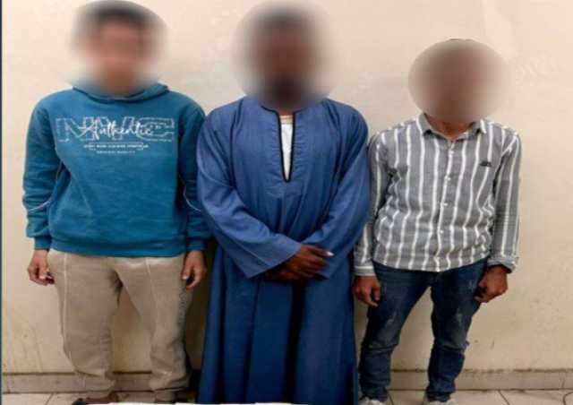 مبالغ مالية وكروت دعاية.. ضبط 3 أشخاص من أنصار مرشح بالأقصر