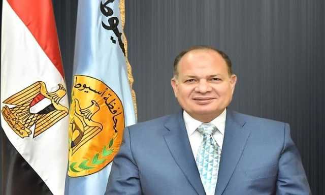 محافظ أسيوط يتابع حملة 100 يوم صحة وإجراء العمليات الجراحية المجانية للمرضى