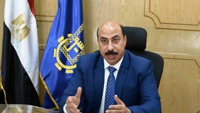 محافظ أسوان يستثنى المكلفين من القيادات المحلية والعمل الميدانى من العمل بالمنزل