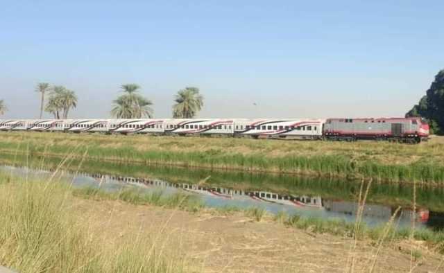 «المكيفة والروسي والتالجو».. مواعيد قطارات الصعيد اليوم الخميس 29 مايو 2025