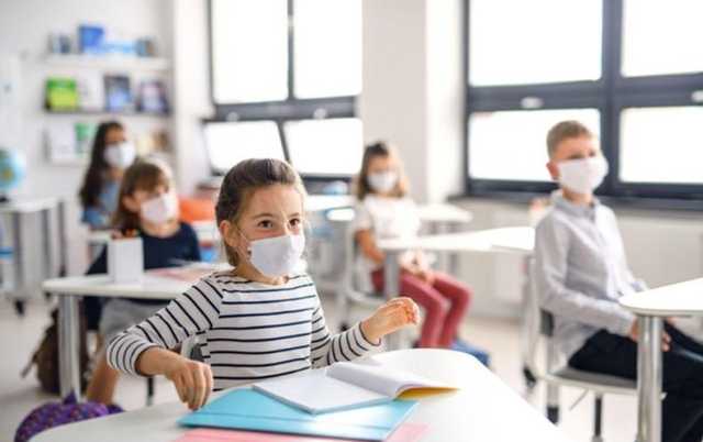 كيف يتجنب طلاب المدارس متحور كورونا الجديد قبل الامتحانات؟