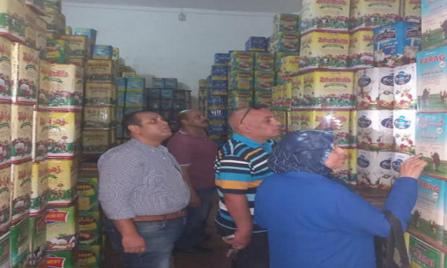 تنبعث منها روائح كريهة.. ضبط 5 أطنان و600 كيلو جبنة بيضاء داخل ثلاجة بالإسكندرية
