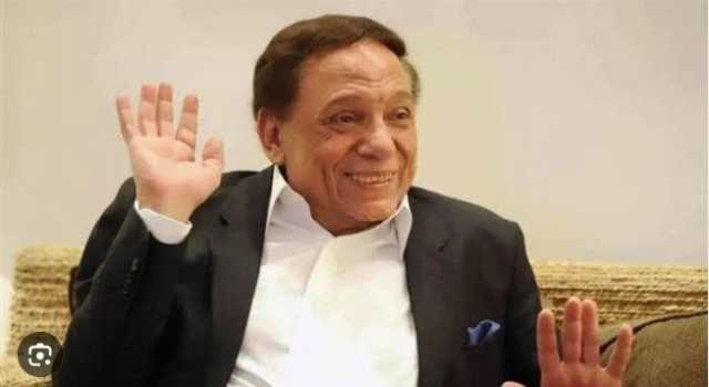 محمد الباز يوضح حقيقة اعتزال عادل إمام اضطراريا