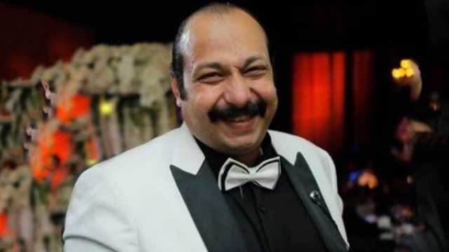 محمد ثروت يستعد لاستقبال مولود جديد في 2025.. فيديو