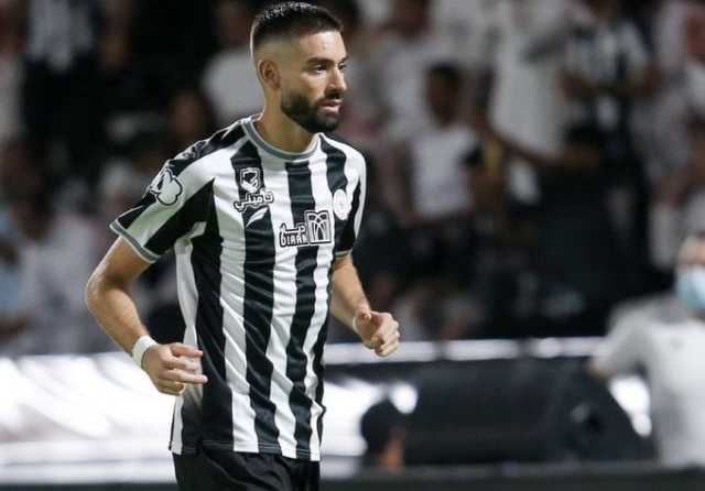 كاراسكو يخطف الأضواء من نجوم الهلال في سباق هدافي دوري روشن