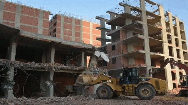 متعثر ولم يحقق المطلوب.. برلماني يقدم اقتراحات حول «قانون التصالح في مخالفات البناء»