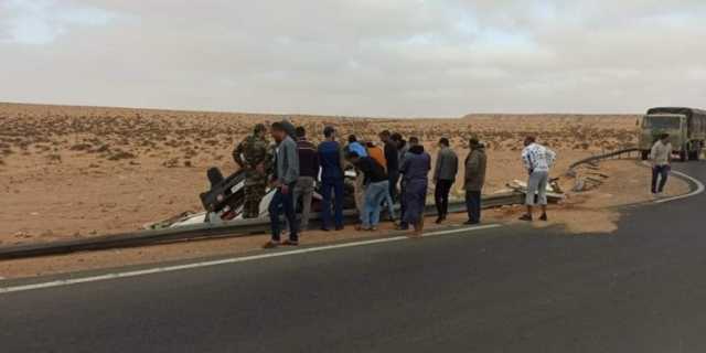 بينهم إمرأة حامل.. مصرع 3 أشخاص في حادث سير مروع بين طرفاية والعيون