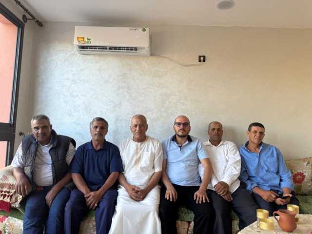 منتخبو جماعة أولاد اصبيح يجتمعون ب صلاح الدين واعمرو الامين الإقليمي للتراكتور بقلعة السراغنة لتدارس قضايا متعددة